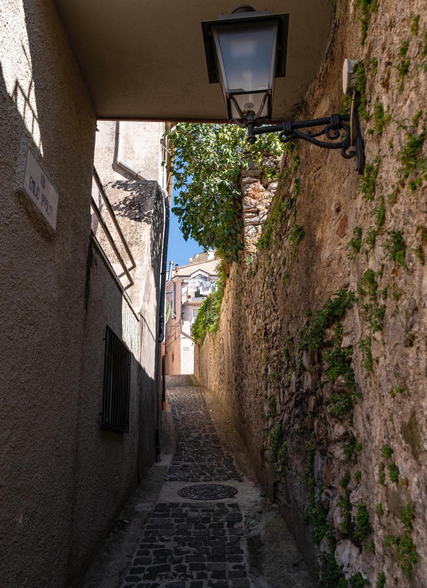 Piazza Laurino Apartments Basic Excursions Alto Cilento Pellegrinaggio Giubilare Esterno foto