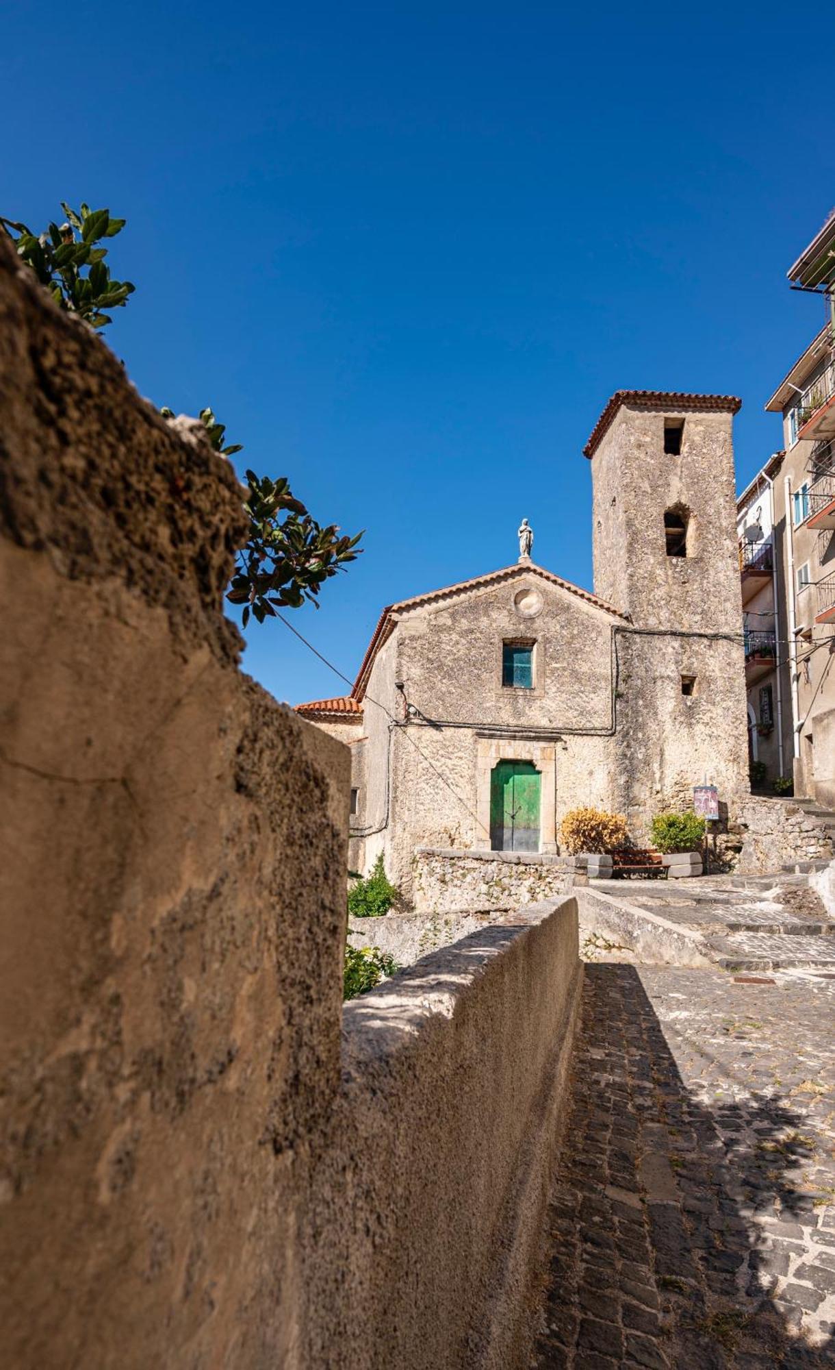 Piazza Laurino Apartments Basic Excursions Alto Cilento Pellegrinaggio Giubilare Esterno foto