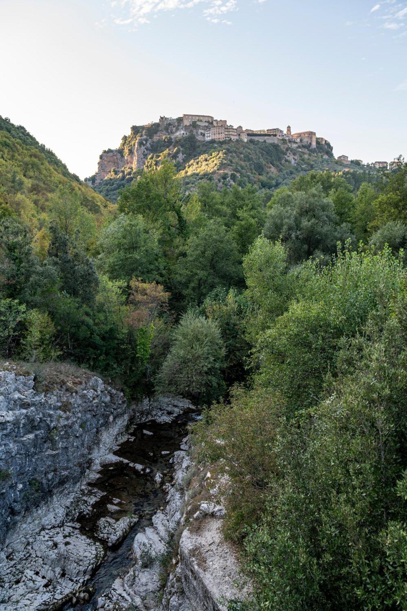 Piazza Laurino Apartments Basic Excursions Alto Cilento Pellegrinaggio Giubilare Esterno foto